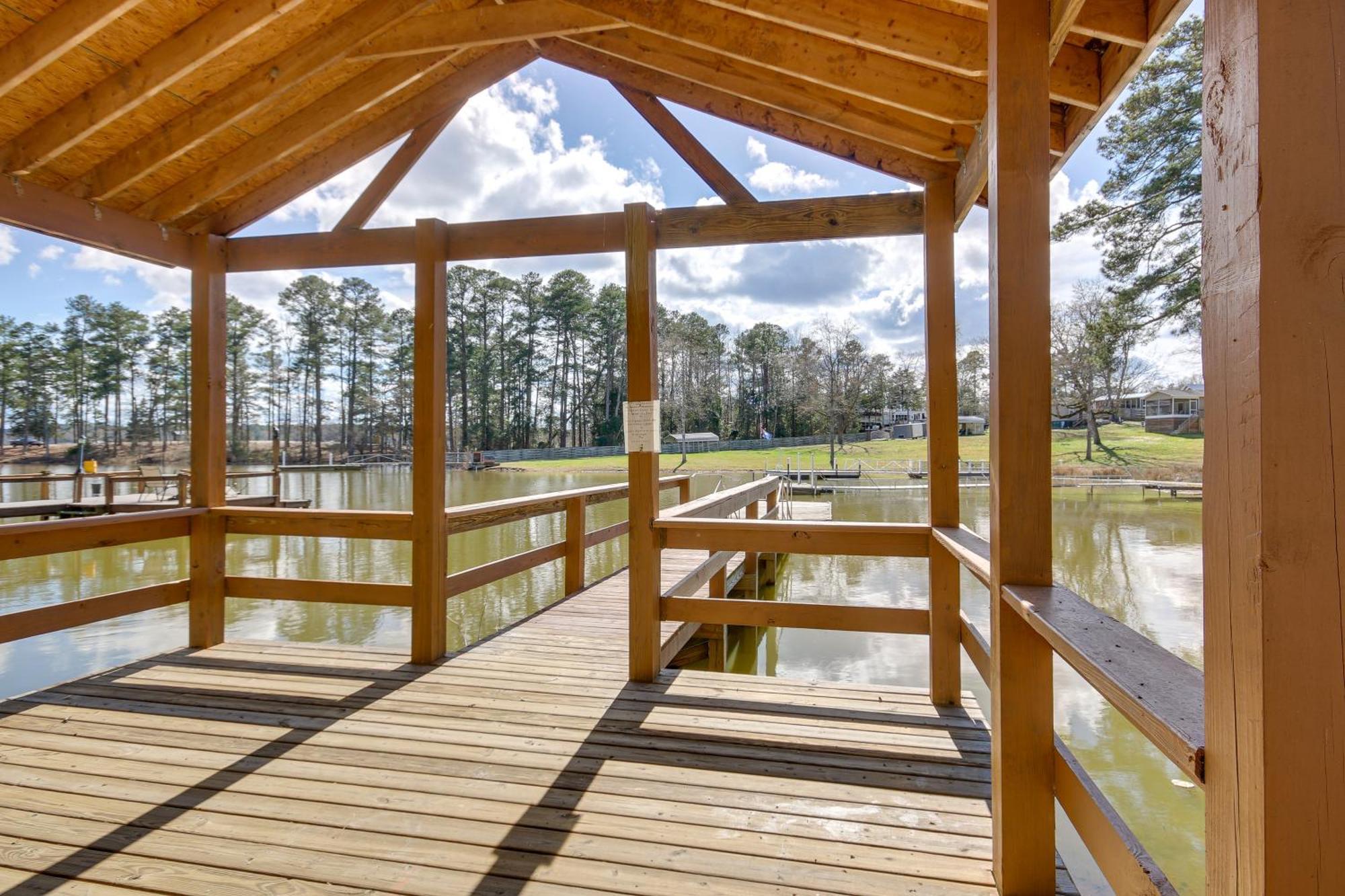 Pet-Friendly Lakehouse View Tower And Fire Pit! Lake Murray Shores ภายนอก รูปภาพ