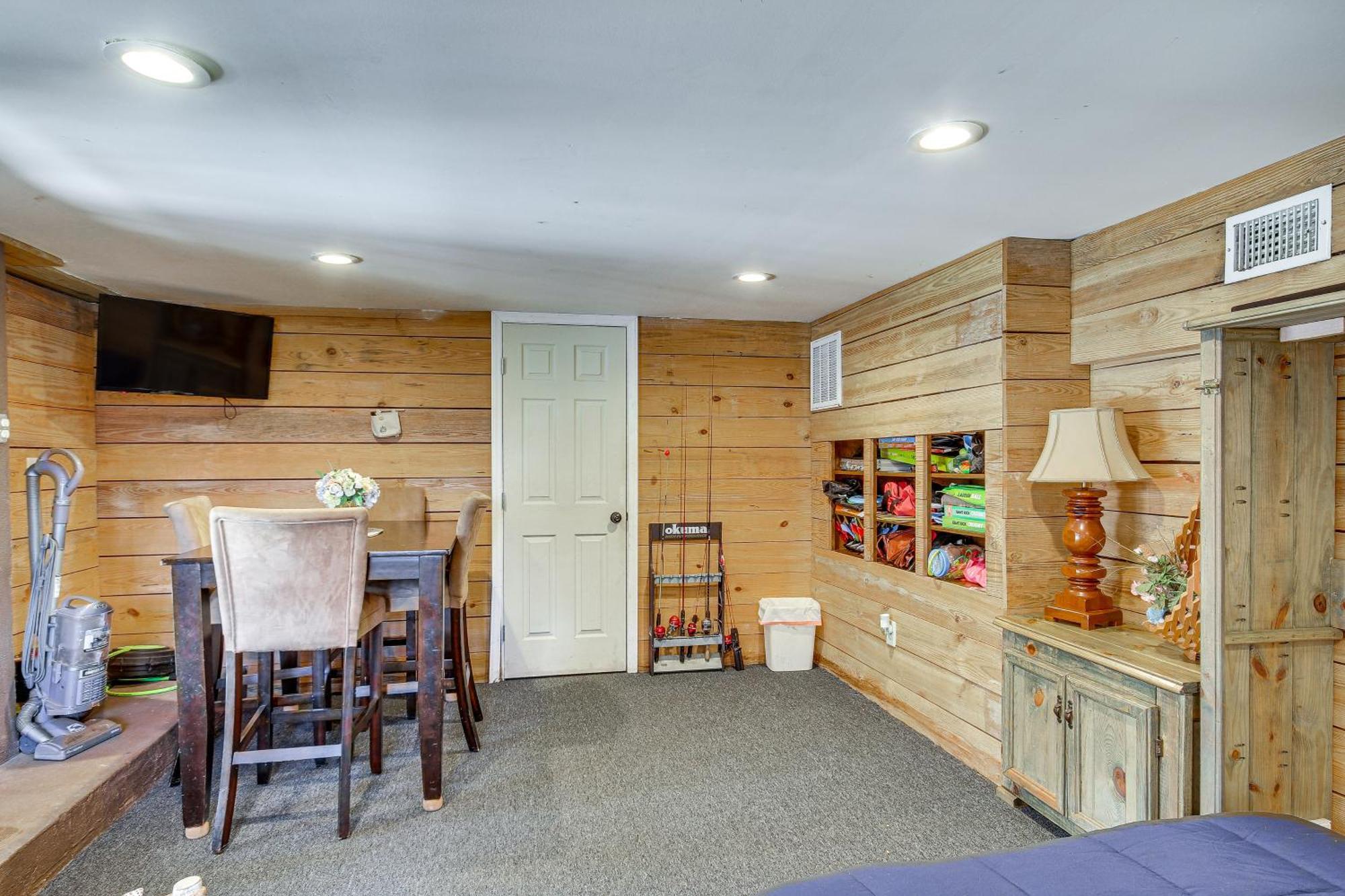 Pet-Friendly Lakehouse View Tower And Fire Pit! Lake Murray Shores ภายนอก รูปภาพ